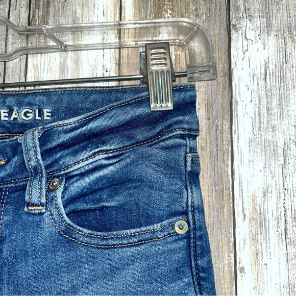 American Eagle Super High Rise Flare Jeans | Size 2 | Classic Blue Stretch Denim - Picture 5 of 9
